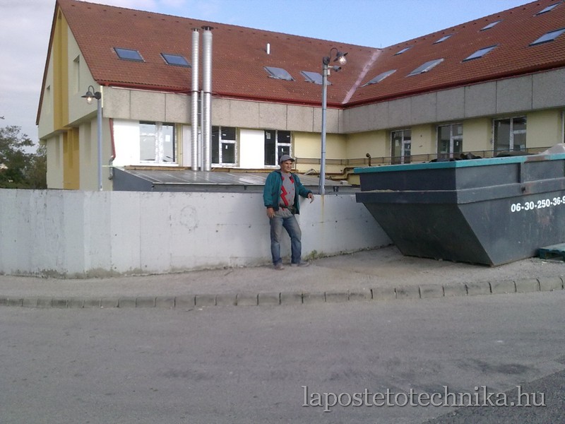 laposteto-szigeteles-013